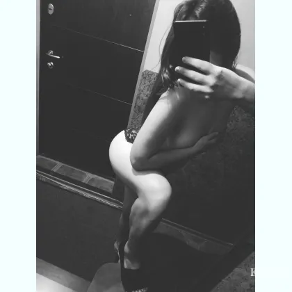 Приватный танец на коленях — ты интригуешь меня