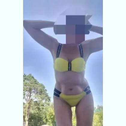 Інтимні зустрічі з привабливою дівчиною без салонів