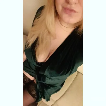 Ирина...в городе ,пиши в ватсап фото 1